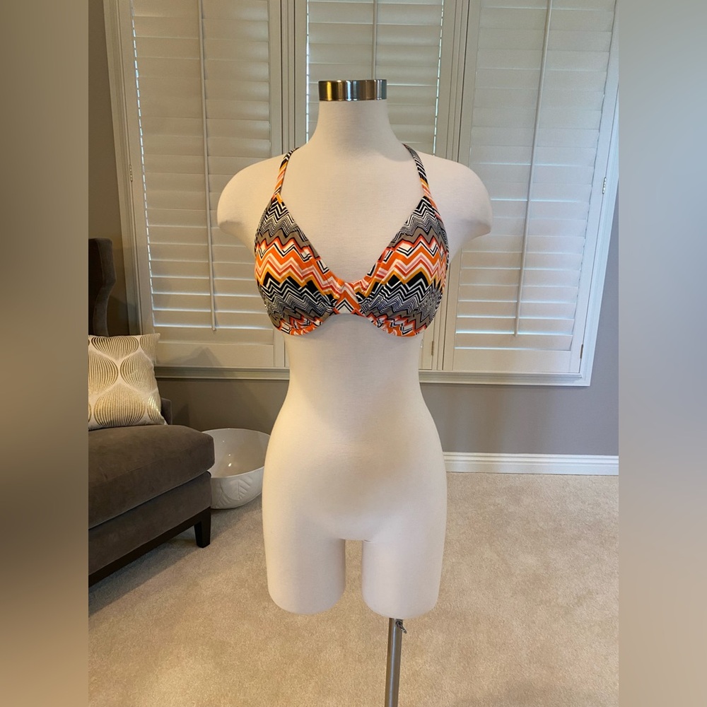 La Blanca Bikini Top (Size 34D)
